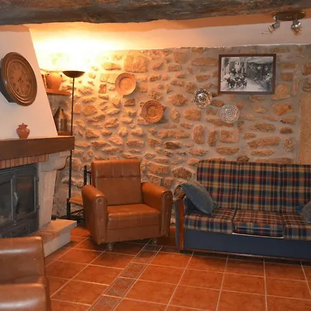 Casa Da Praca - *